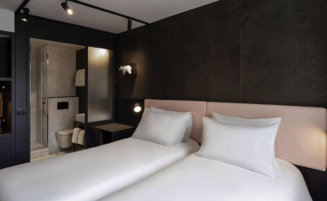 TRIBE Paris Batignolles