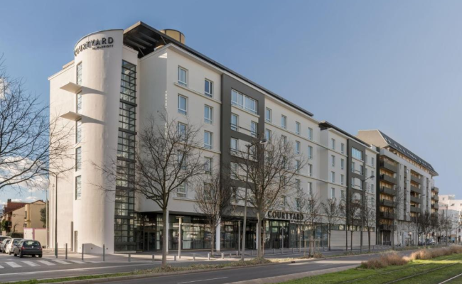 Courtyard by Marriott Paris La Defense West - Colombes