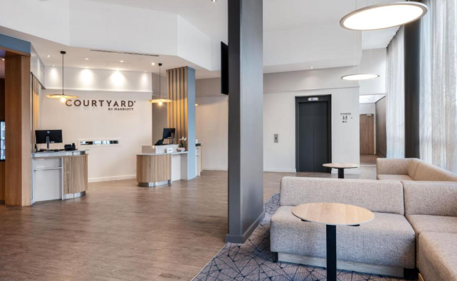 Courtyard by Marriott Paris La Defense West - Colombes