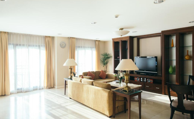 Thomson Residence Hotel