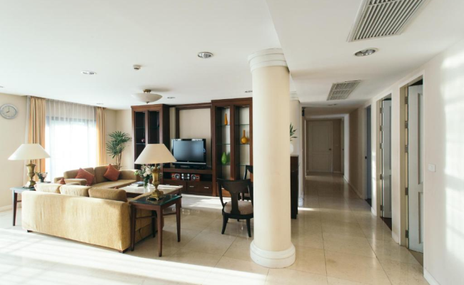 Thomson Residence Hotel