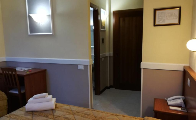 Hotel Marco Polo SELF CHECK-IN