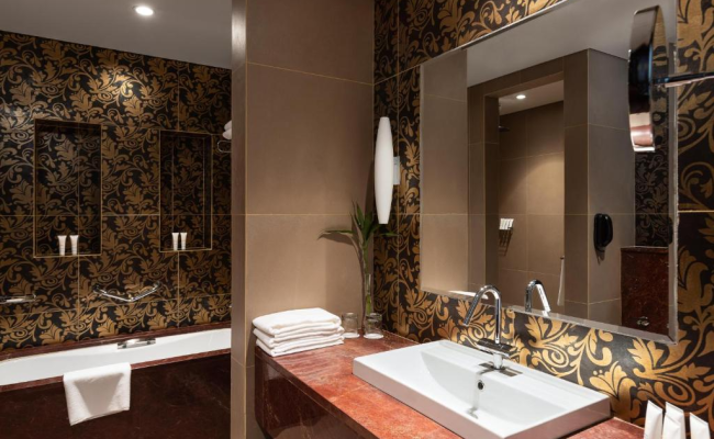 Crowne Plaza Riyadh - RDC Hotel & Convention by IHG