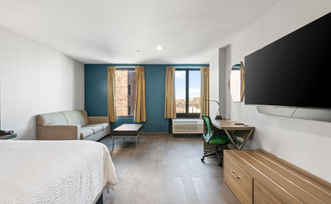 Holiday Inn Express & Suites Bronx - Zoo Area by IHG