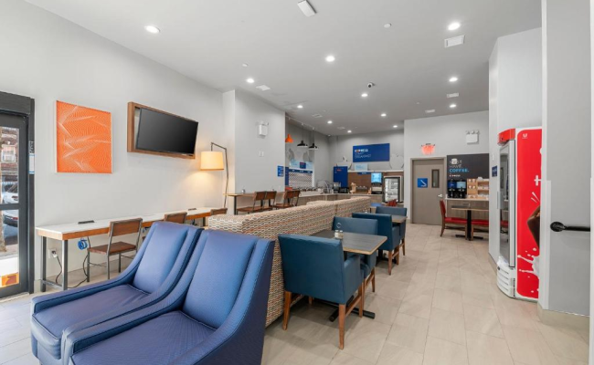 Holiday Inn Express & Suites Bronx - Zoo Area by IHG