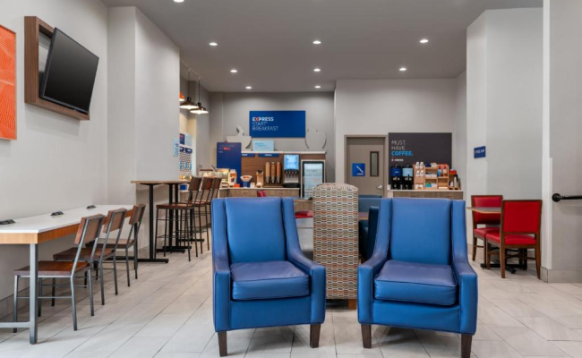 Holiday Inn Express & Suites Bronx - Zoo Area by IHG