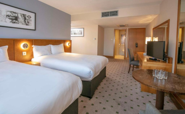 The Crown London Hotel, Cricklewood North West London, WorldHotels Distinctive