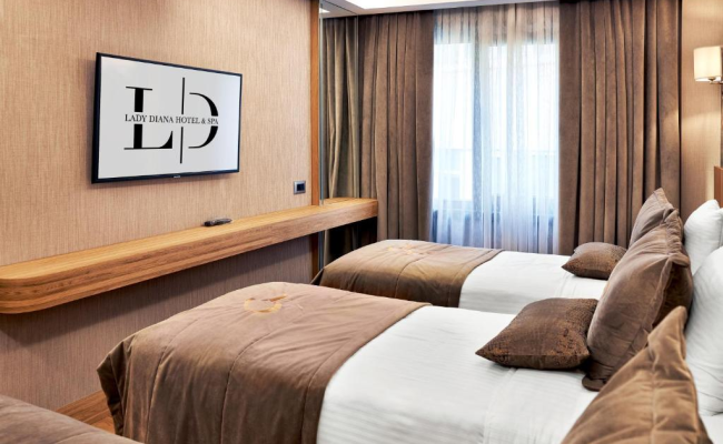 Lady Diana Hotel
