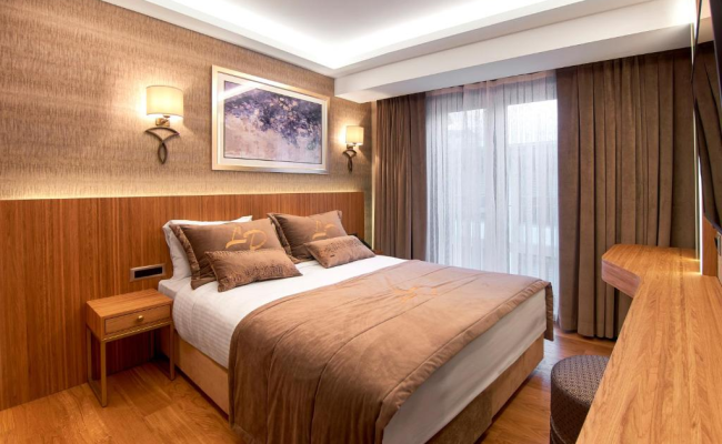 Lady Diana Hotel