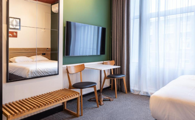 Weber Hotel