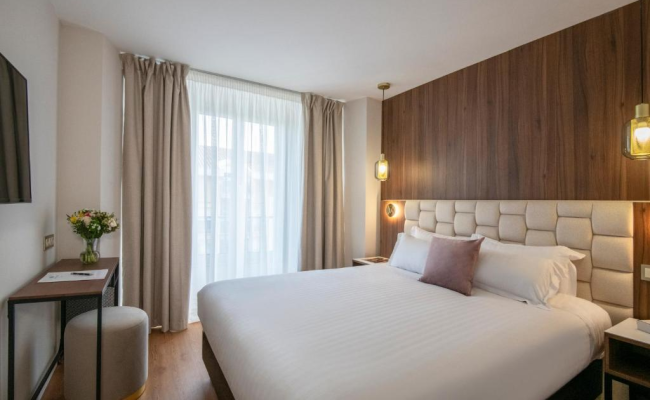 Le Cetai Cannes Beach Hotel