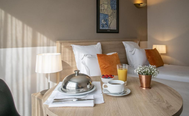 Le Cetai Cannes Beach Hotel