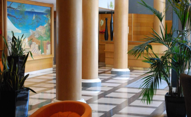Le Cetai Cannes Beach Hotel