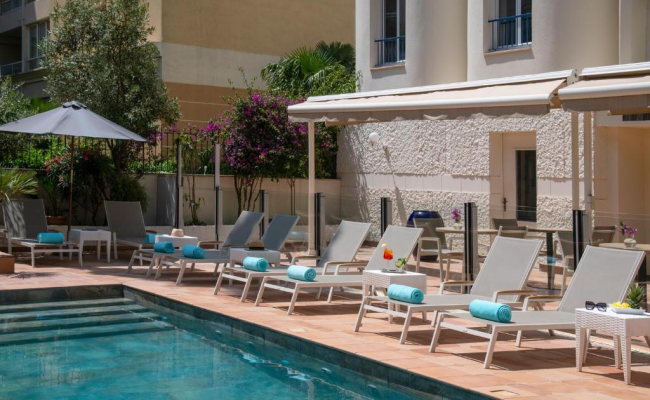 Le Cetai Cannes Beach Hotel