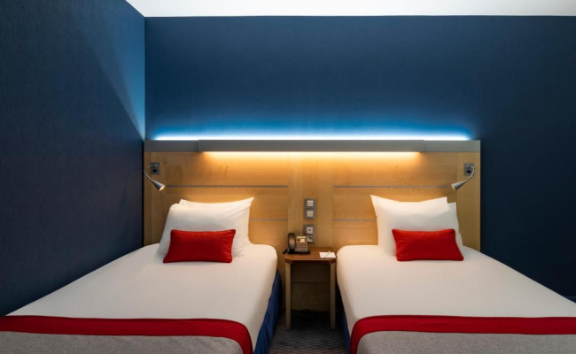 Holiday Inn Express Paris-Canal De La Villette by IHG