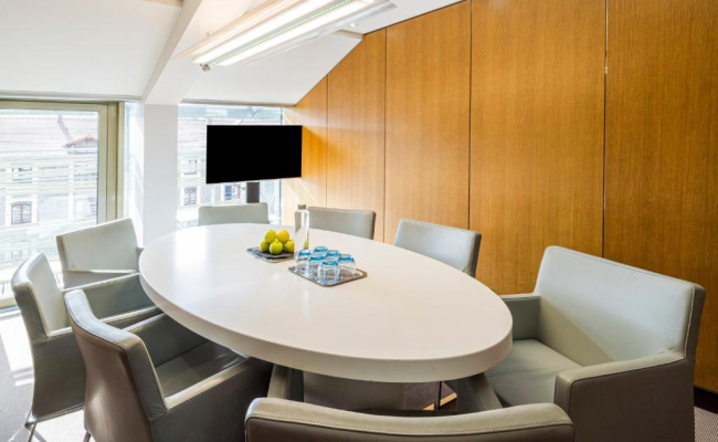 Holiday Inn Express Paris-Canal De La Villette by IHG