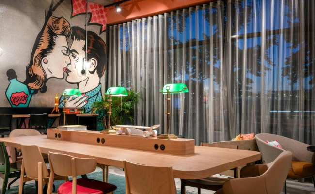 Moxy Verona