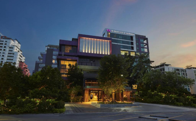 TK Palace Hotel & Convention Bangkok