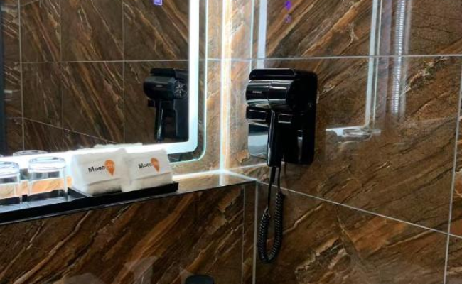 Mooncity Hotel & Boardinghouse Frankfurt
