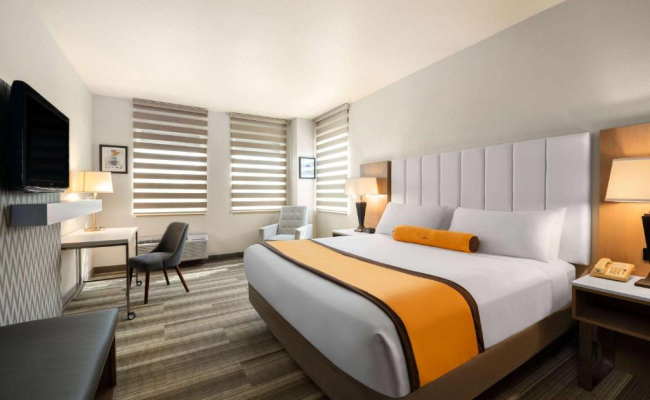 Hotel Marguerite South Anaheim - Garden Grove, Trademark Collection by Wyndham