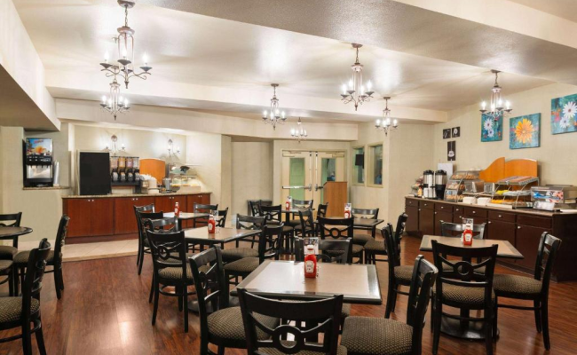 Hotel Marguerite South Anaheim - Garden Grove, Trademark Collection by Wyndham