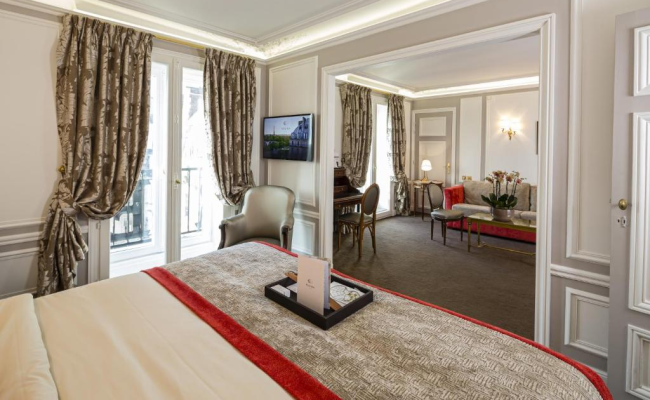 Hôtel Regina Louvre