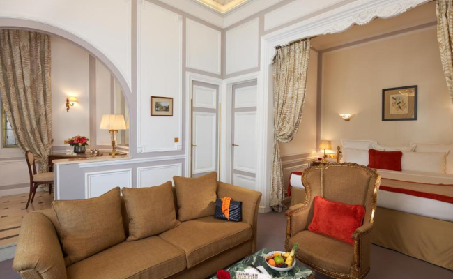 Hôtel Regina Louvre