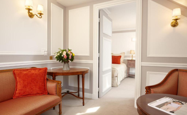 Hôtel Regina Louvre