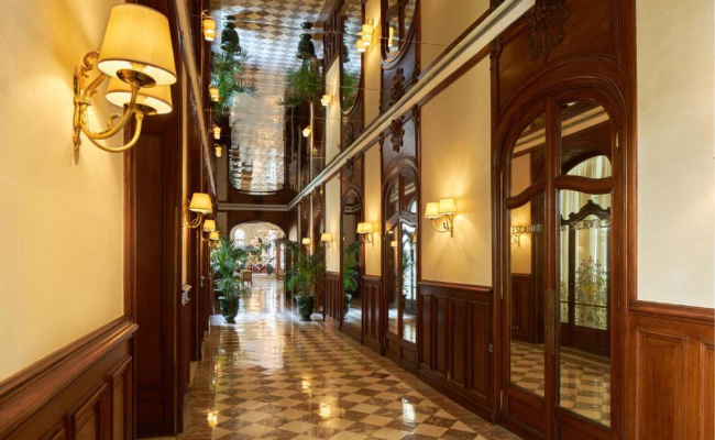 Hôtel Regina Louvre