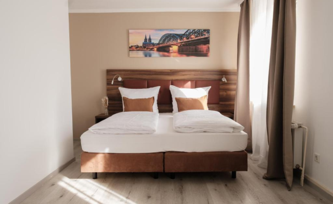 the sQuare hotel