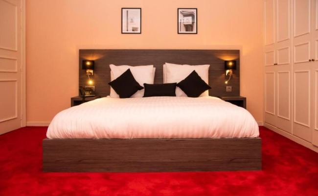La Bourse Hotel
