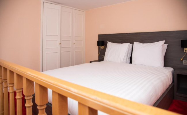 La Bourse Hotel