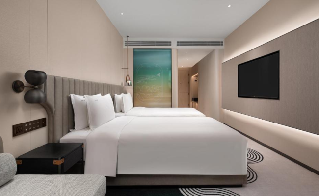 Holiday Inn Shanghai Pudong Airport, an IHG Hotel