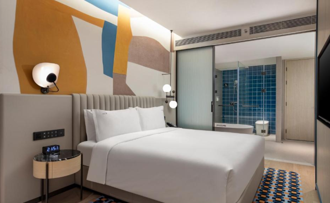 Holiday Inn Shanghai Pudong Airport, an IHG Hotel