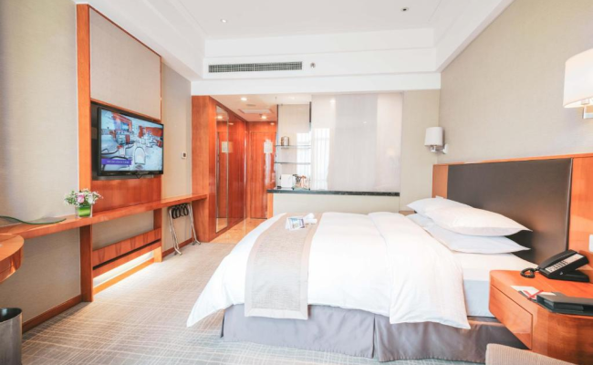 Ramada Plaza Shanghai Pudong Airport