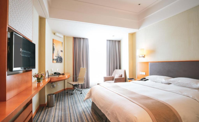 Ramada Plaza Shanghai Pudong Airport