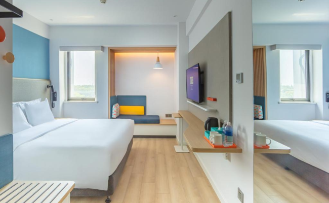 Holiday Inn Express Shanghai Pudong Airport by IHG
