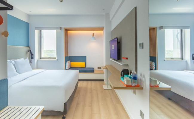 Holiday Inn Express Shanghai Pudong Airport by IHG