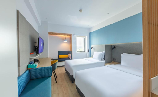 Holiday Inn Express Shanghai Pudong Airport by IHG