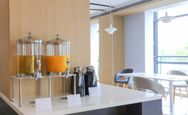 Holiday Inn Express Shanghai Pudong Airport by IHG