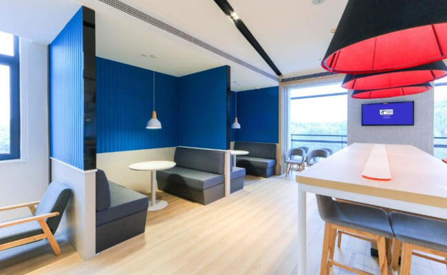 Holiday Inn Express Shanghai Pudong Airport by IHG