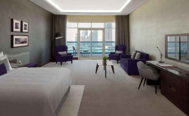 Radisson Blu Hotel, Dubai Waterfront