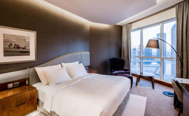 Radisson Blu Hotel, Dubai Waterfront