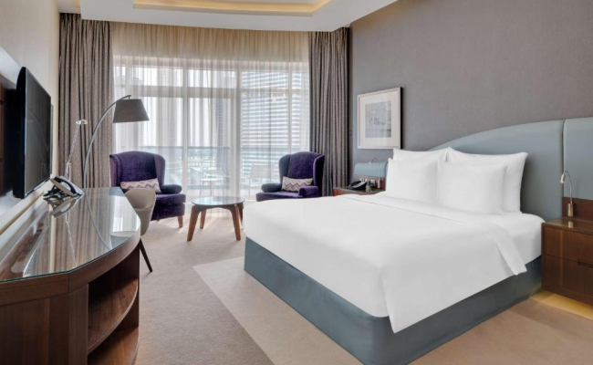 Radisson Blu Hotel, Dubai Waterfront