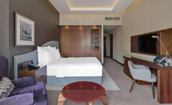 Radisson Blu Hotel, Dubai Waterfront