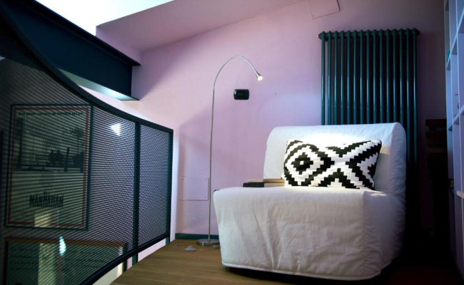 Casa Rossa - byMyHomeinComo