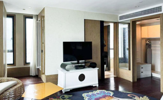 Hotel Indigo Shanghai On The Bund by IHG