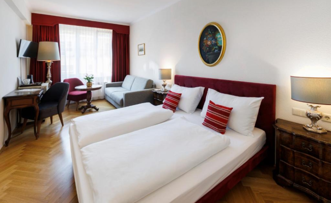 Hotel Royal