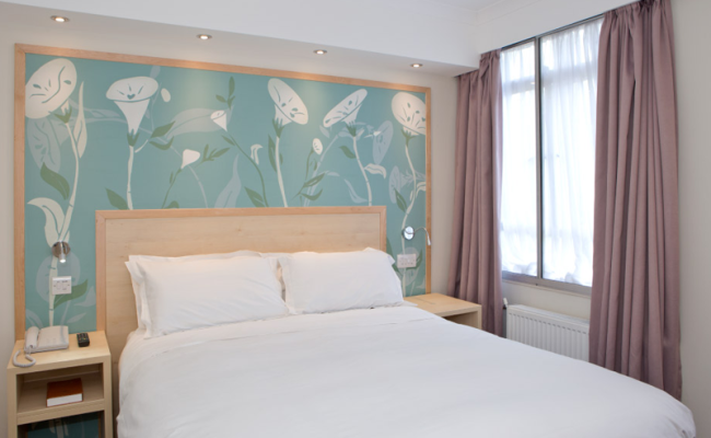 Bedford Hotel
