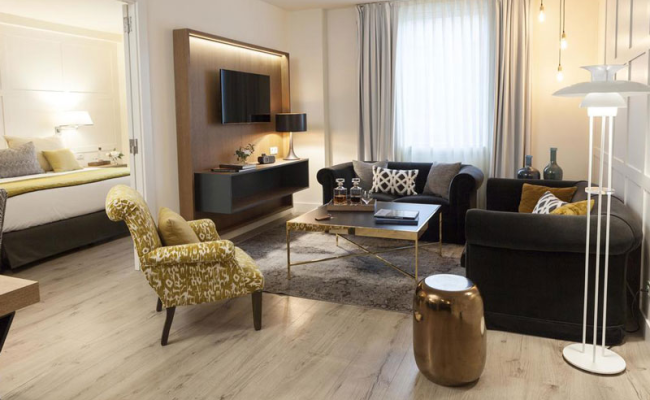 Gallery Hotel